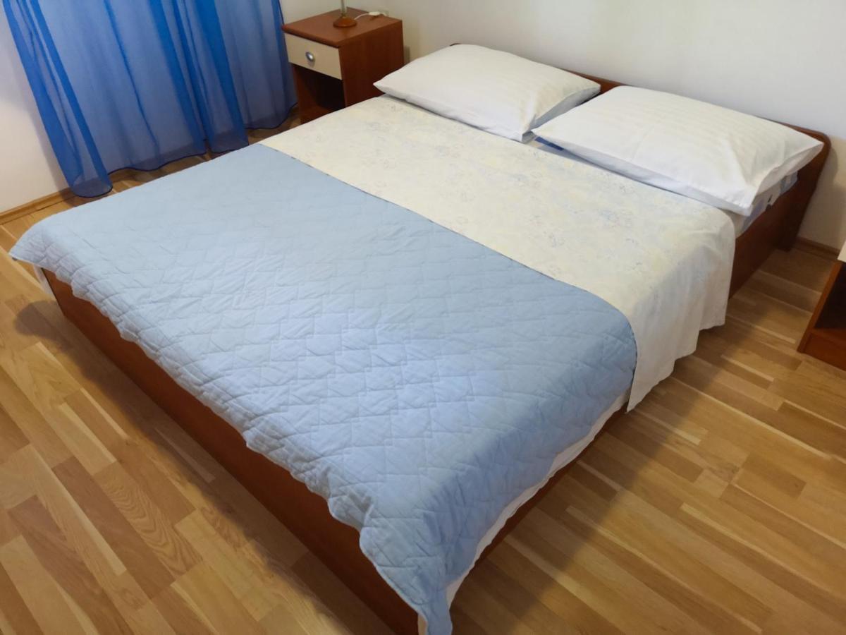 Apartment Magdic Brzac Luaran gambar