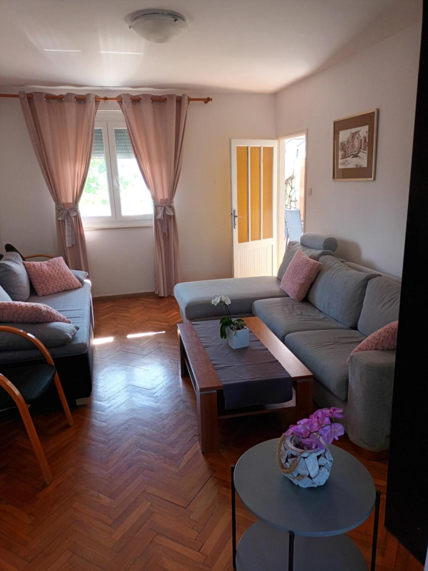 Apartment Magdic Brzac Luaran gambar