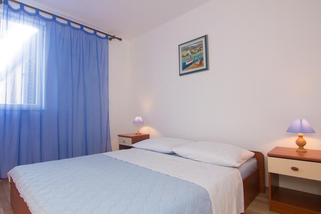 Apartment Magdic Brzac Luaran gambar