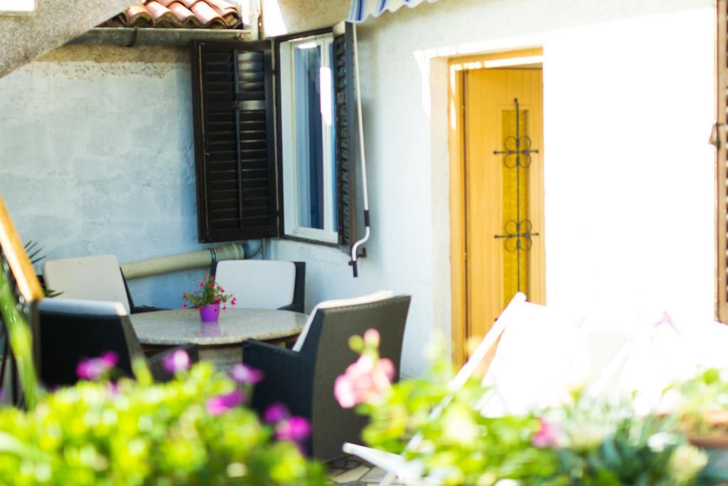 Apartment Magdic Brzac Luaran gambar
